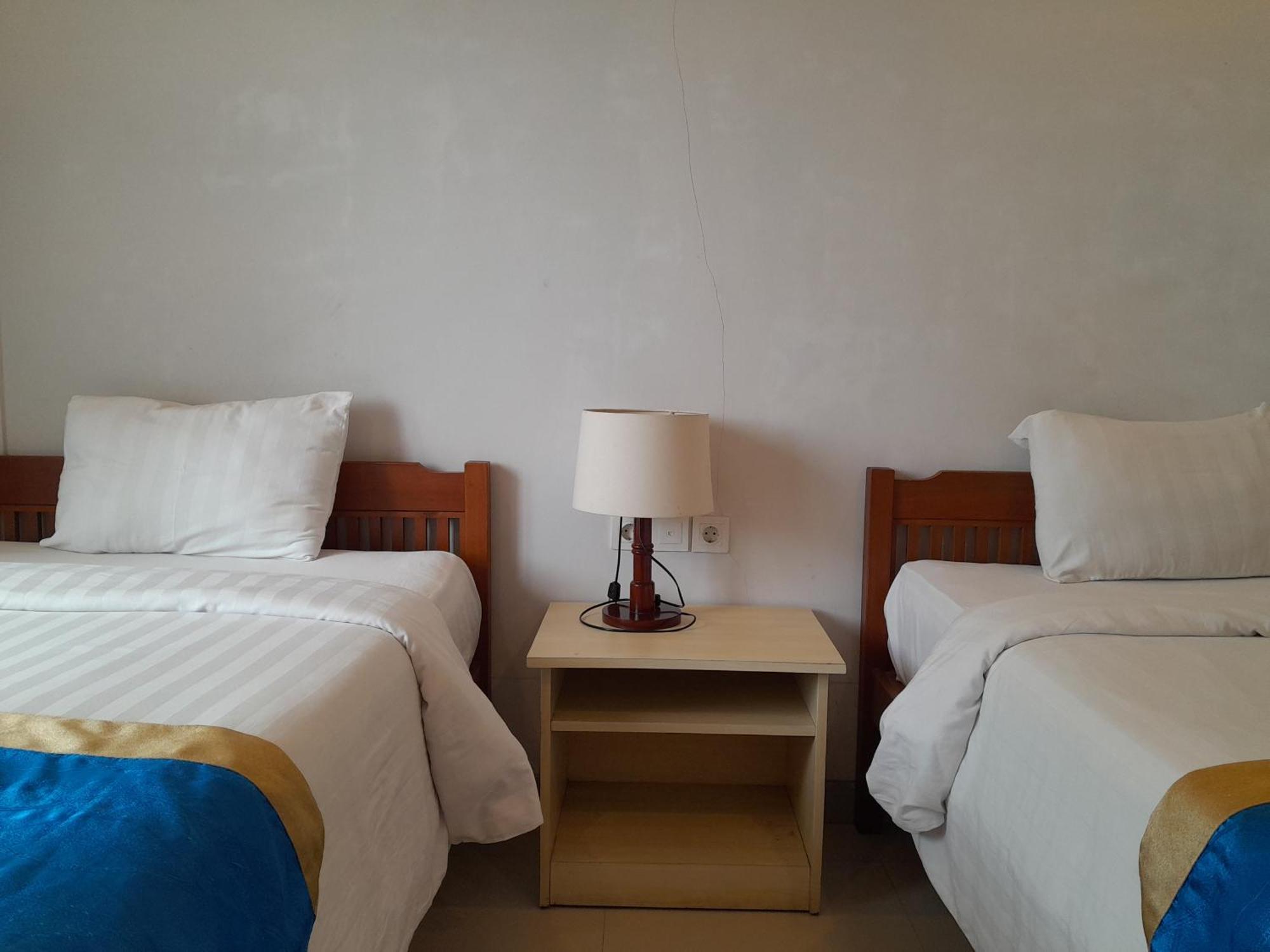 Hotel Dhyana Pura Kapal Eksteriør bilde