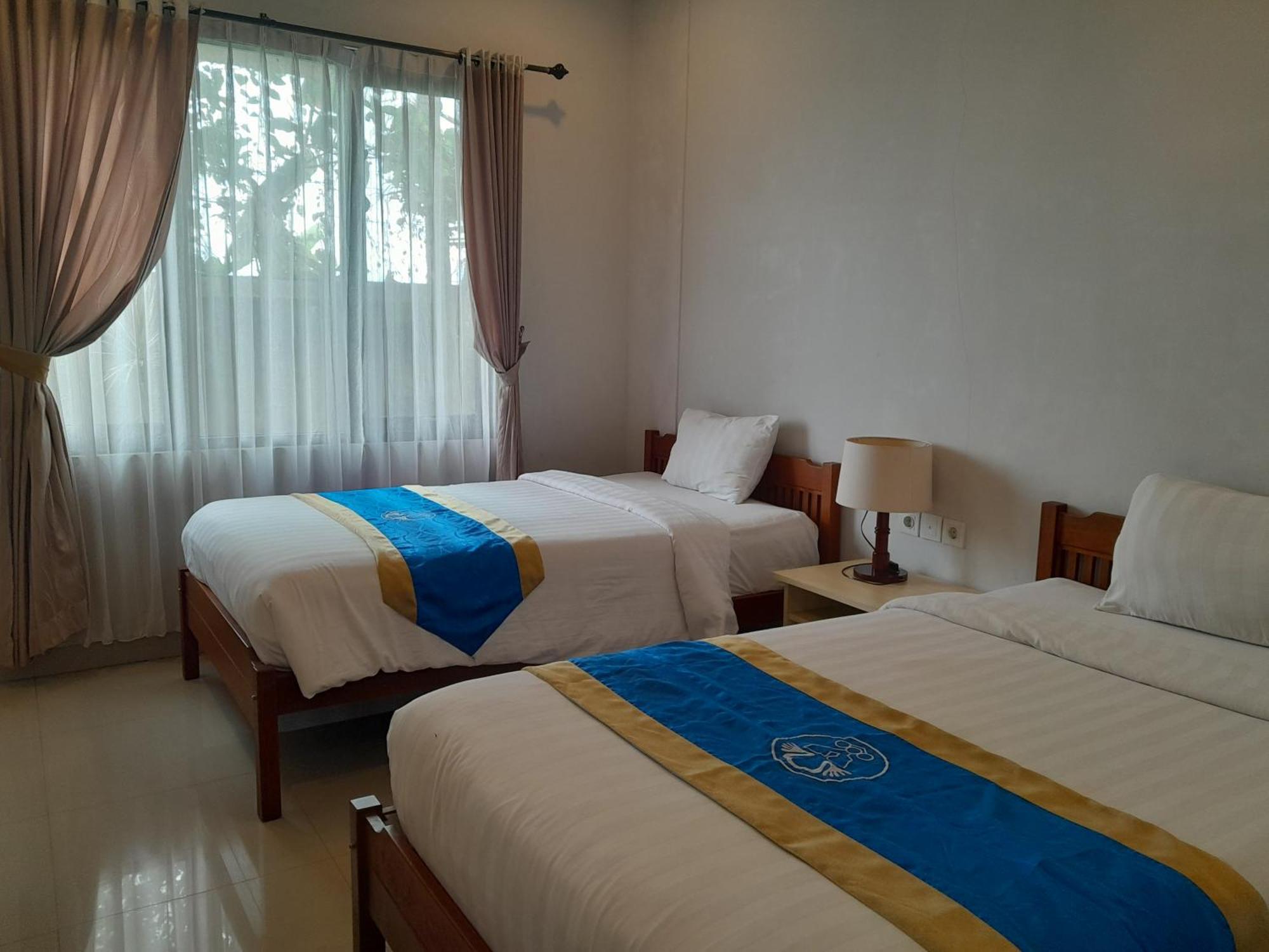 Hotel Dhyana Pura Kapal Eksteriør bilde